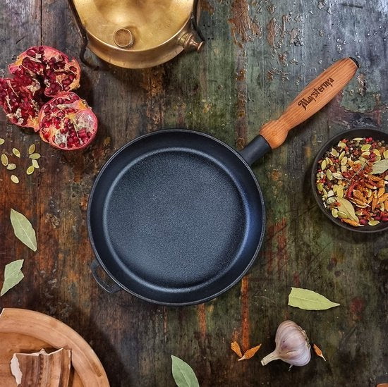 Maysternya Gietijzeren Koekenpan met houten handvat - Ø 24 x 4 cm