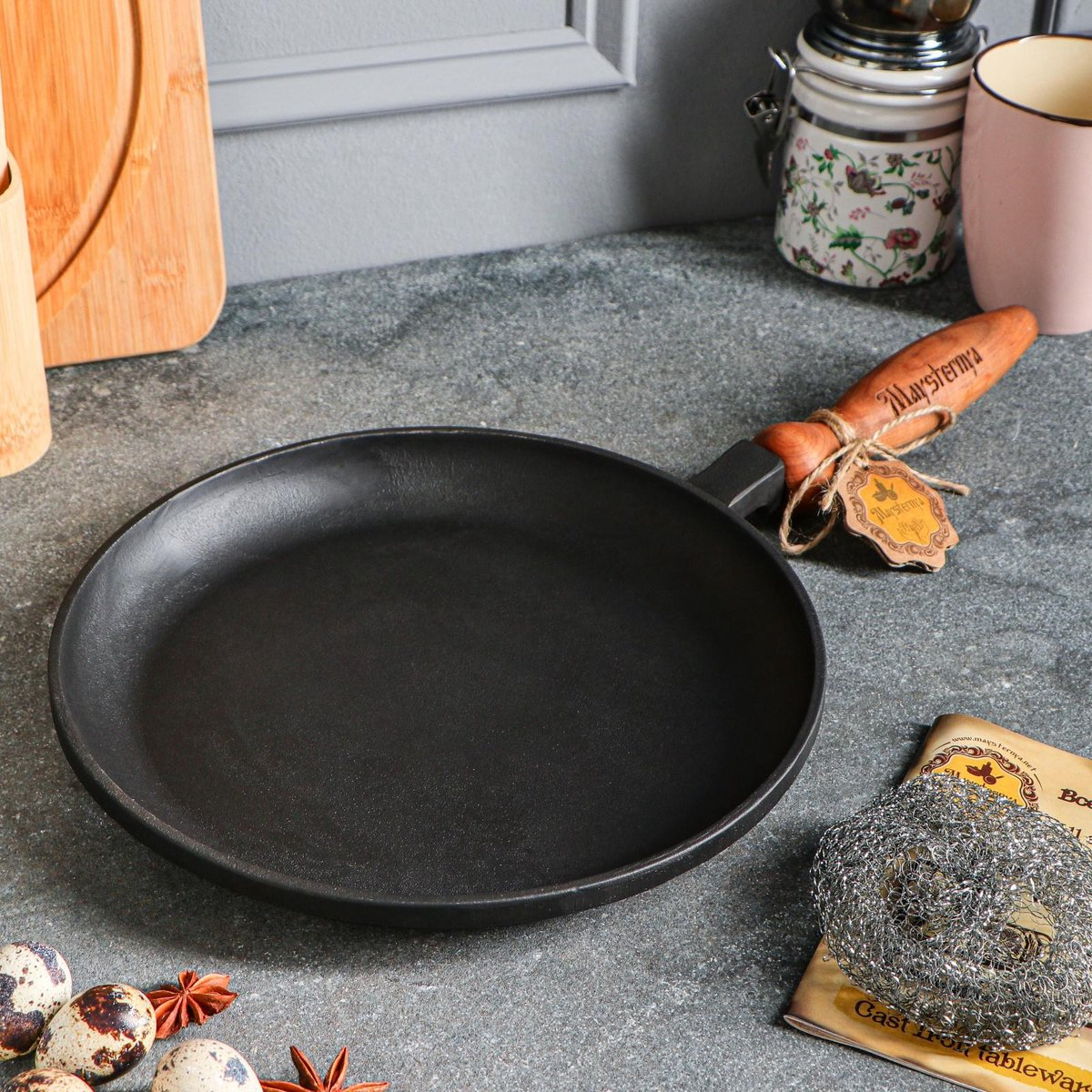 Maysternya Gietijzeren Pannenkoekenpan met houten handvat - Ø 22 x 2.5 cm